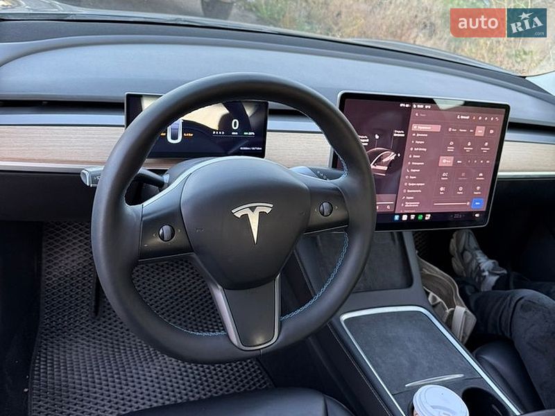 Седан Tesla Model 3 2021 в Одесі