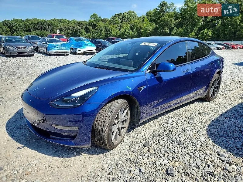 Tesla Model 3 2023