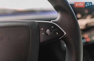 Седан Tesla Model 3 2025 в Ровно фото 4 Седан Tesla Model 3 2025 в Ровно