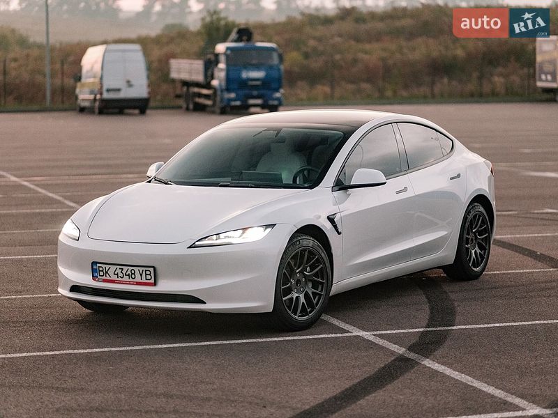 Седан Tesla Model 3 2025 в Ровно фото 13 Седан Tesla Model 3 2025 в Ровно