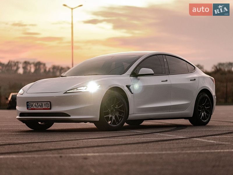 Седан Tesla Model 3 2025 в Ровно фото 16 Седан Tesla Model 3 2025 в Ровно