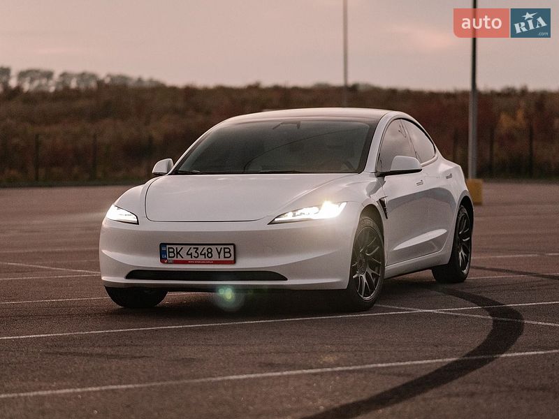 Седан Tesla Model 3 2025 в Ровно фото 17 Седан Tesla Model 3 2025 в Ровно