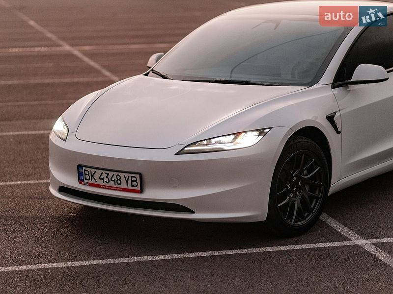 Седан Tesla Model 3 2025 в Ровно фото 20 Седан Tesla Model 3 2025 в Ровно