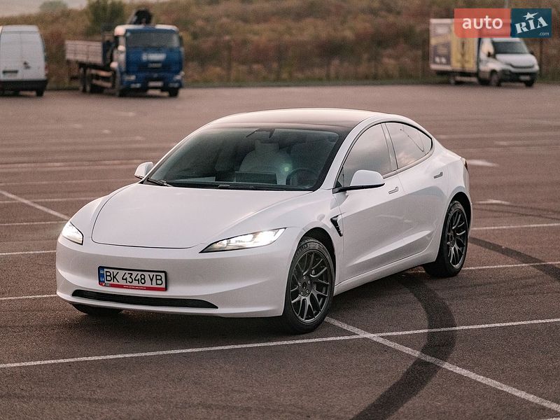 Седан Tesla Model 3 2025 в Ровно фото 19 Седан Tesla Model 3 2025 в Ровно