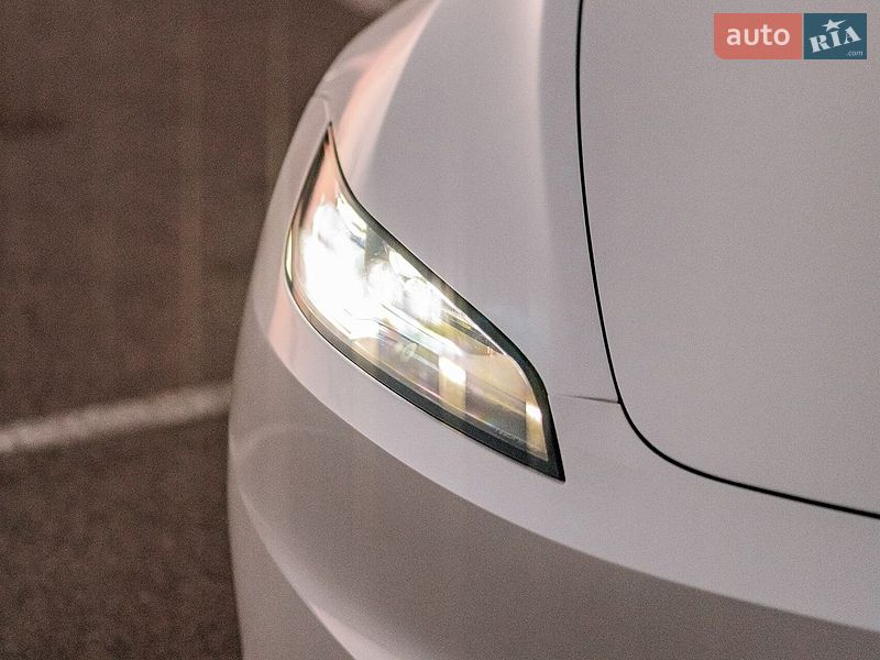 Седан Tesla Model 3 2025 в Ровно фото 22 Седан Tesla Model 3 2025 в Ровно
