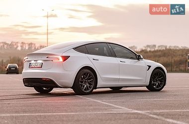 Седан Tesla Model 3 2025 в Ровно фото 37 Седан Tesla Model 3 2025 в Ровно