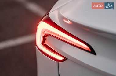 Седан Tesla Model 3 2025 в Ровно фото 43 Седан Tesla Model 3 2025 в Ровно