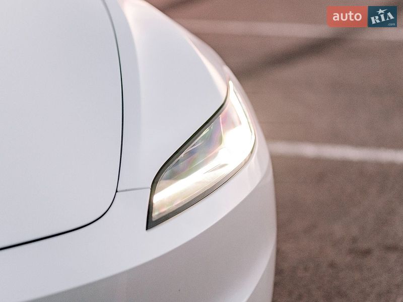 Седан Tesla Model 3 2025 в Ровно фото 44 Седан Tesla Model 3 2025 в Ровно