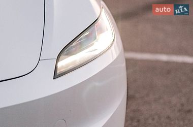 Седан Tesla Model 3 2025 в Ровно фото 45 Седан Tesla Model 3 2025 в Ровно