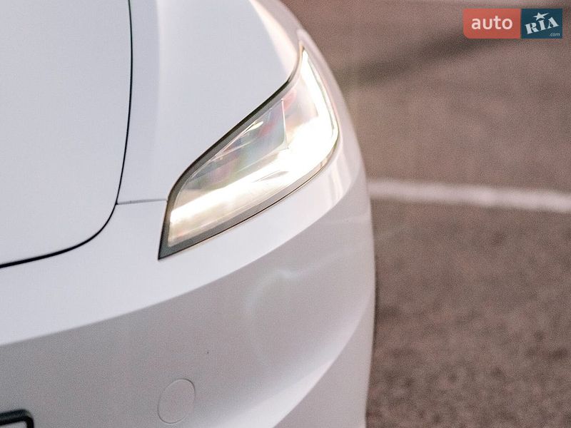 Седан Tesla Model 3 2025 в Ровно фото 45 Седан Tesla Model 3 2025 в Ровно