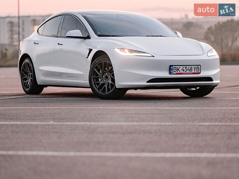 Седан Tesla Model 3 2025 в Ровно фото 49 Седан Tesla Model 3 2025 в Ровно
