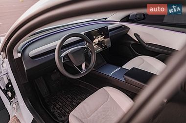 Седан Tesla Model 3 2025 в Ровно фото 58 Седан Tesla Model 3 2025 в Ровно