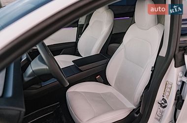 Седан Tesla Model 3 2025 в Ровно фото 60 Седан Tesla Model 3 2025 в Ровно