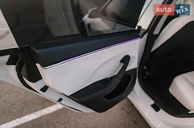 Седан Tesla Model 3 2025 в Ровно фото 62 Седан Tesla Model 3 2025 в Ровно