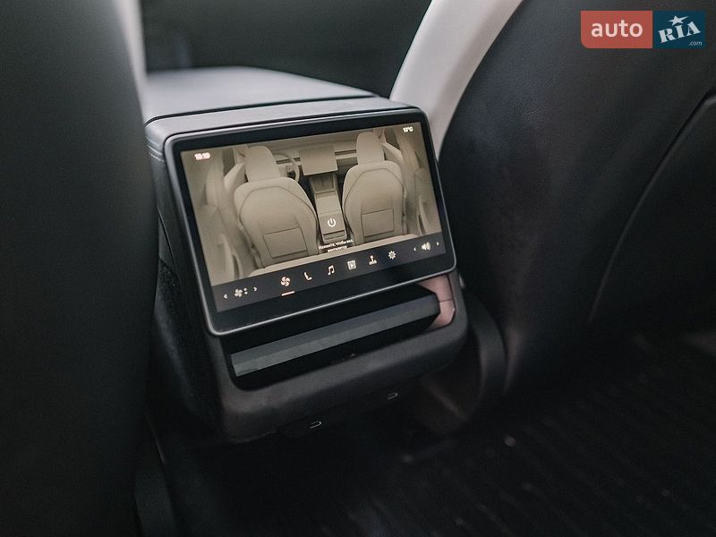 Седан Tesla Model 3 2025 в Ровно фото 66 Седан Tesla Model 3 2025 в Ровно