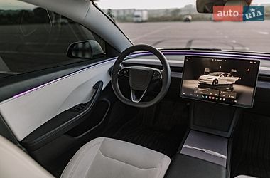 Седан Tesla Model 3 2025 в Ровно фото 69 Седан Tesla Model 3 2025 в Ровно