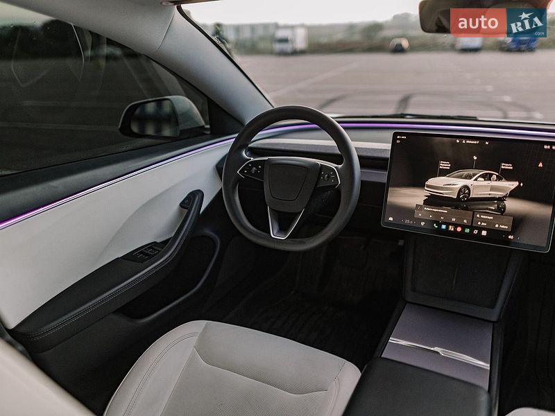 Седан Tesla Model 3 2025 в Ровно фото 69 Седан Tesla Model 3 2025 в Ровно