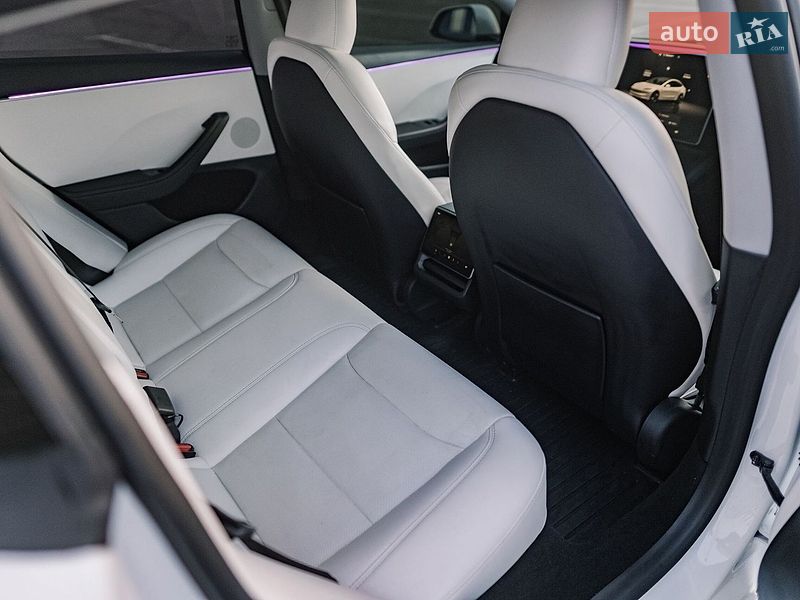 Седан Tesla Model 3 2025 в Ровно фото 75 Седан Tesla Model 3 2025 в Ровно