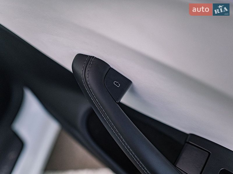 Седан Tesla Model 3 2025 в Ровно фото 80 Седан Tesla Model 3 2025 в Ровно