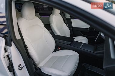 Седан Tesla Model 3 2025 в Ровно фото 83 Седан Tesla Model 3 2025 в Ровно