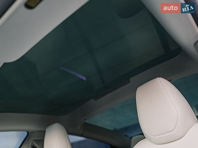 Седан Tesla Model 3 2025 в Ровно фото 84 Седан Tesla Model 3 2025 в Ровно