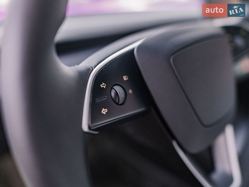 Седан Tesla Model 3 2025 в Ровно фото 89 Седан Tesla Model 3 2025 в Ровно