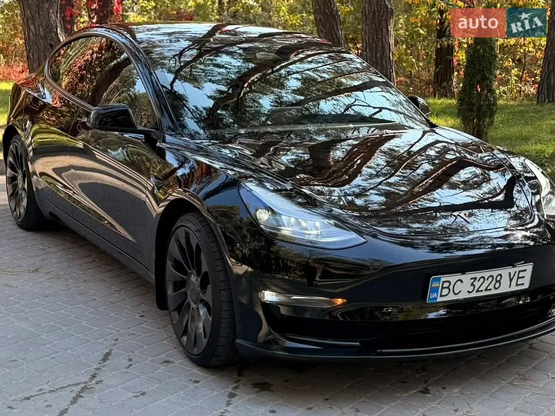 Tesla Model 3