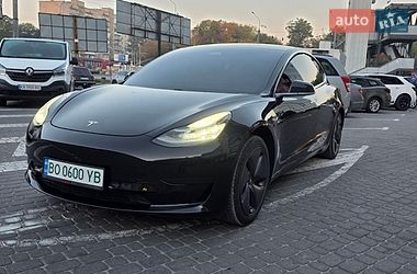 Седан Tesla Model 3 2020 в Тернополе