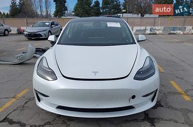 Седан Tesla Model 3 2023 в Луцьку