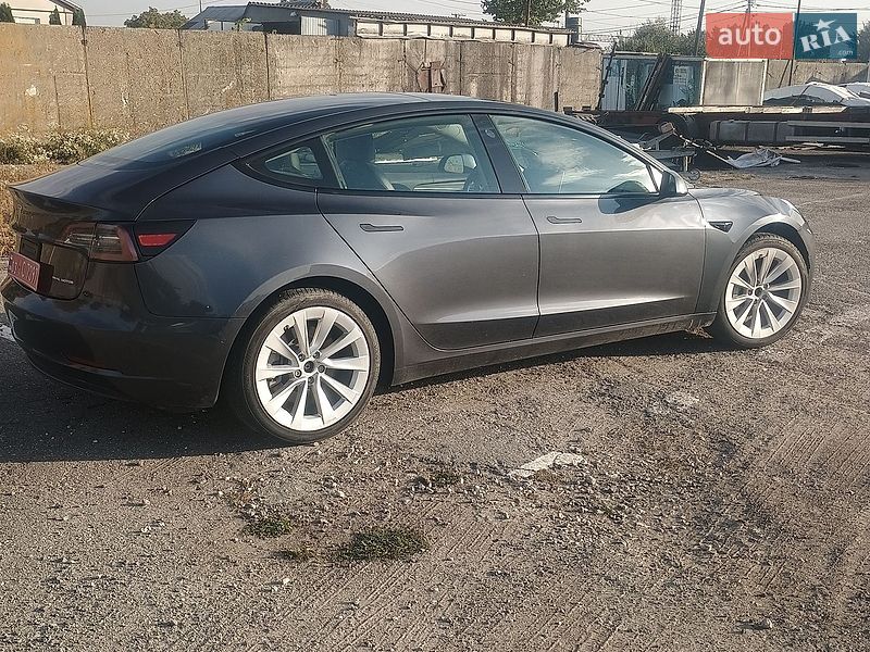 Седан Tesla Model 3 2022 в Хмельницькому