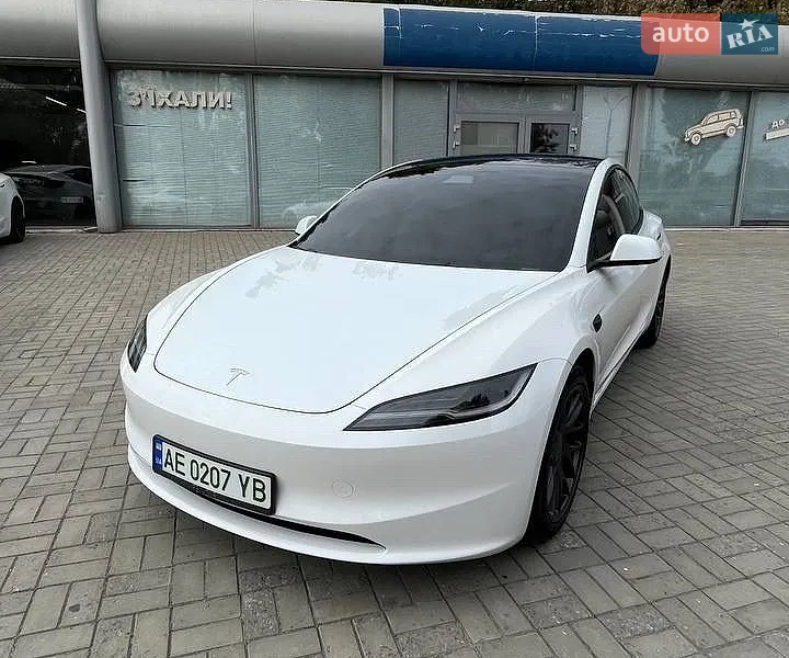Tesla Model 3
