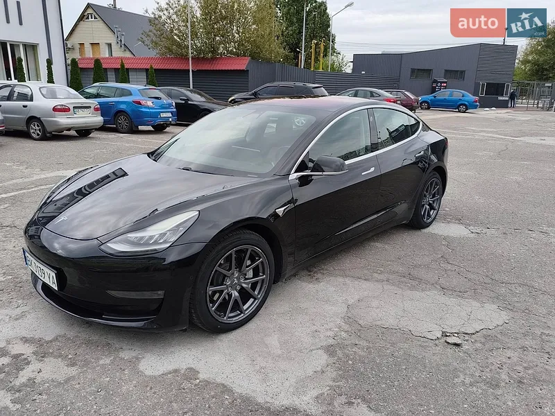 Tesla Model 3 2018
