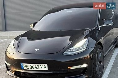 Седан Tesla Model 3 2018 в Белой Церкви Седан Tesla Model 3 2018 в Белой Церкви