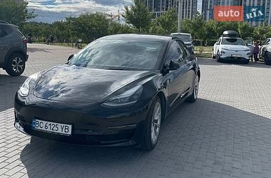 Седан Tesla Model 3 2021 в Львове Седан Tesla Model 3 2021 в Львове