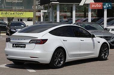 Седан Tesla Model 3 2021 в Харкові