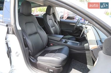 Седан Tesla Model 3 2021 в Харкові