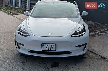 Седан Tesla Model 3 2018 в Дніпрі
