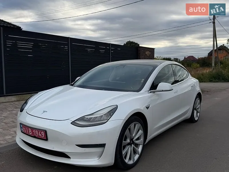 Tesla Model 3