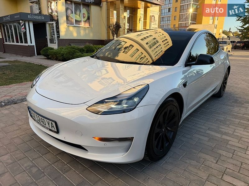 Седан Tesla Model 3 2021 в Кам'янець-Подільському