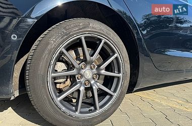 Седан Tesla Model 3 2018 в Харькове