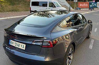 Седан Tesla Model 3 2021 в Одесі