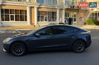 Седан Tesla Model 3 2021 в Одесі