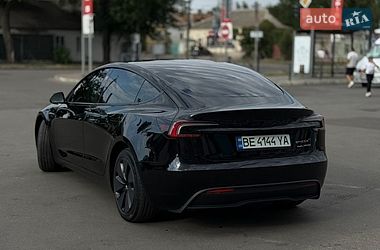 Седан Tesla Model 3 2025 в Миколаєві