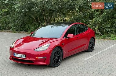 tesla model-3 2021 в Львів від професійного продавця Yaryna Chaban