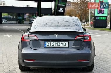 Седан Tesla Model 3 2022 в Кривому Розі
