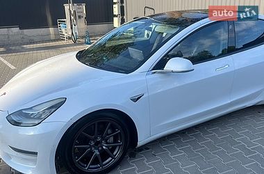 Седан Tesla Model 3 2018 в Луцке