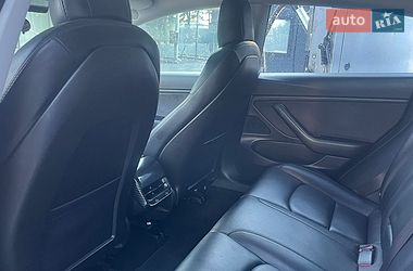 Седан Tesla Model 3 2018 в Луцке