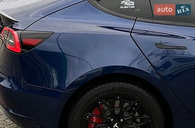 Седан Tesla Model 3 2022 в Одесі
