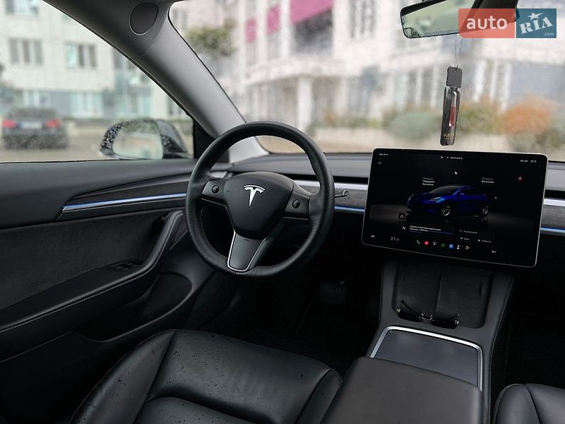 Седан Tesla Model 3 2022 в Одесі