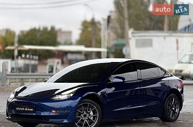 Седан Tesla Model 3 2022 в Николаеве Седан Tesla Model 3 2022 в Николаеве